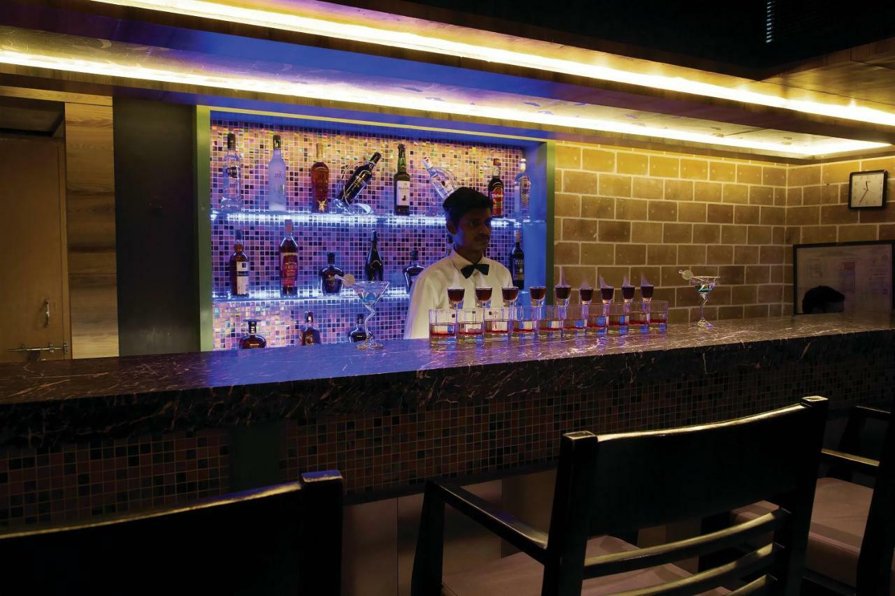 Urvashi Residency Hotel Chennai Luaran gambar